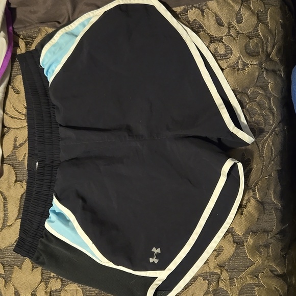 Under Armour Shorts - Picture 4 of 4